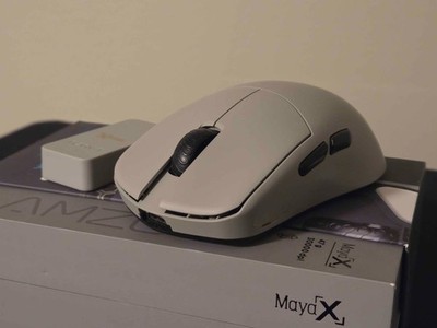 Lamzu Maya x Wireless Gaming Mouse 8K Grey open box barely used
