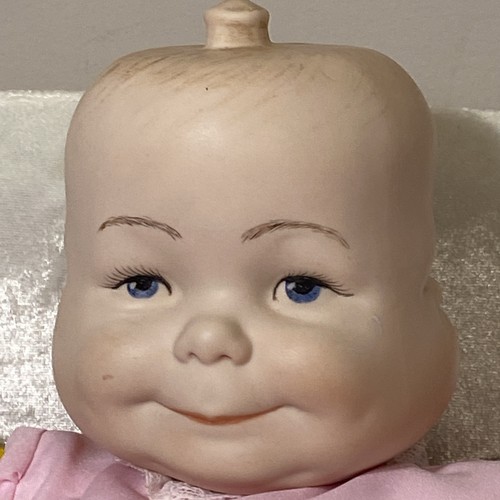 VTG. 1984 ~ 3 face porcelain doll ~ Smiling ~ Sleeping ~ Crying - Picture 8 of 11