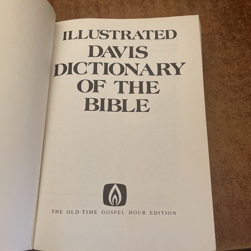 Illustrated Davis Dictionary of the Bible 1973 Old-Time Gospel Hour Edition - Imagen 5 de 7
