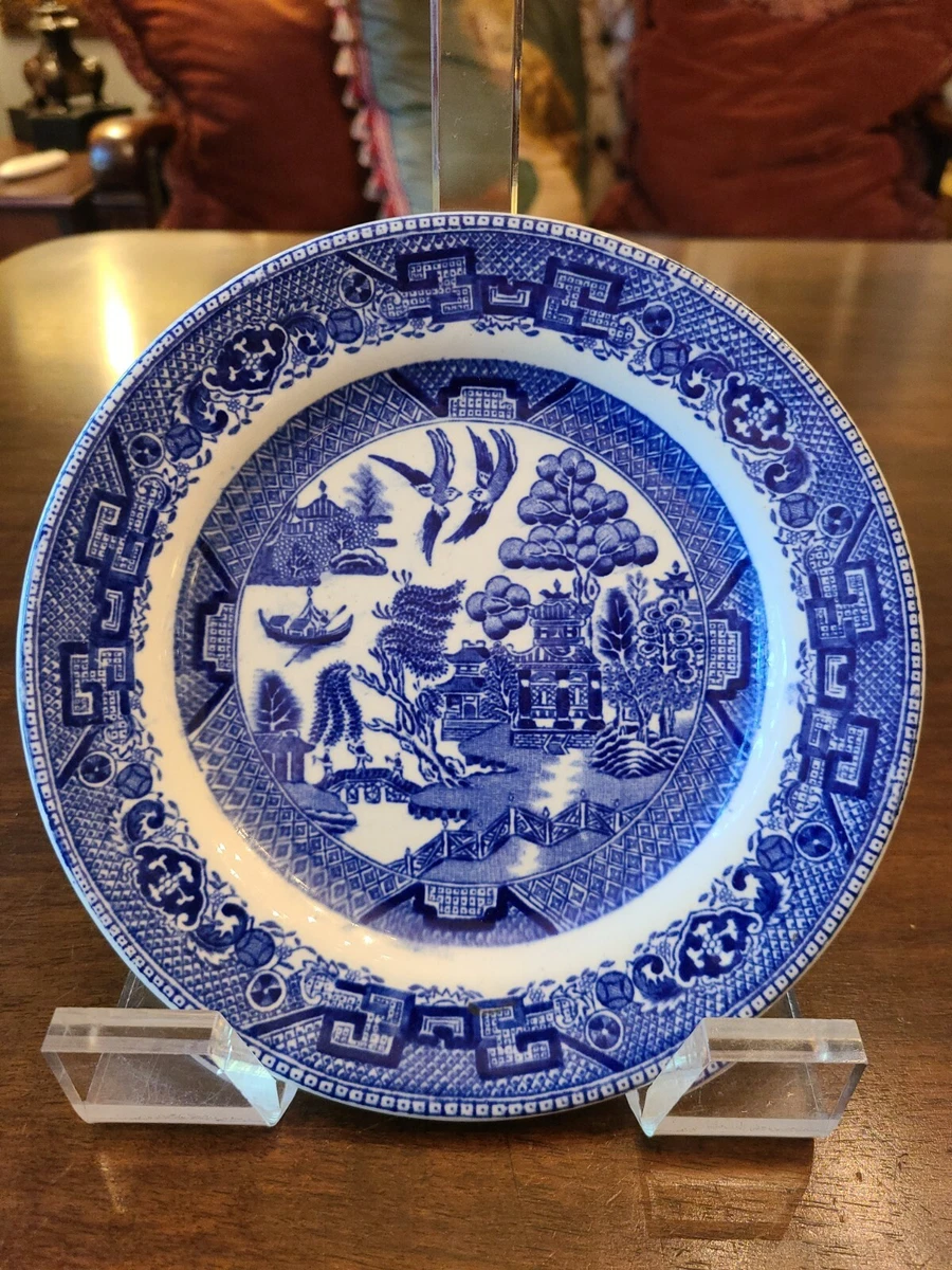 CLASSIC Churchill England Blue Willow 7