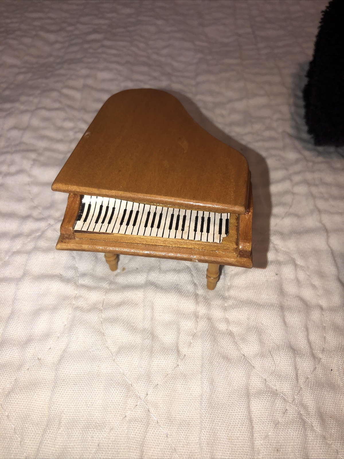Picture 3 of 9