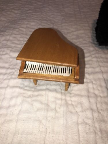 wooden doll furniture - Picture 3 of 9