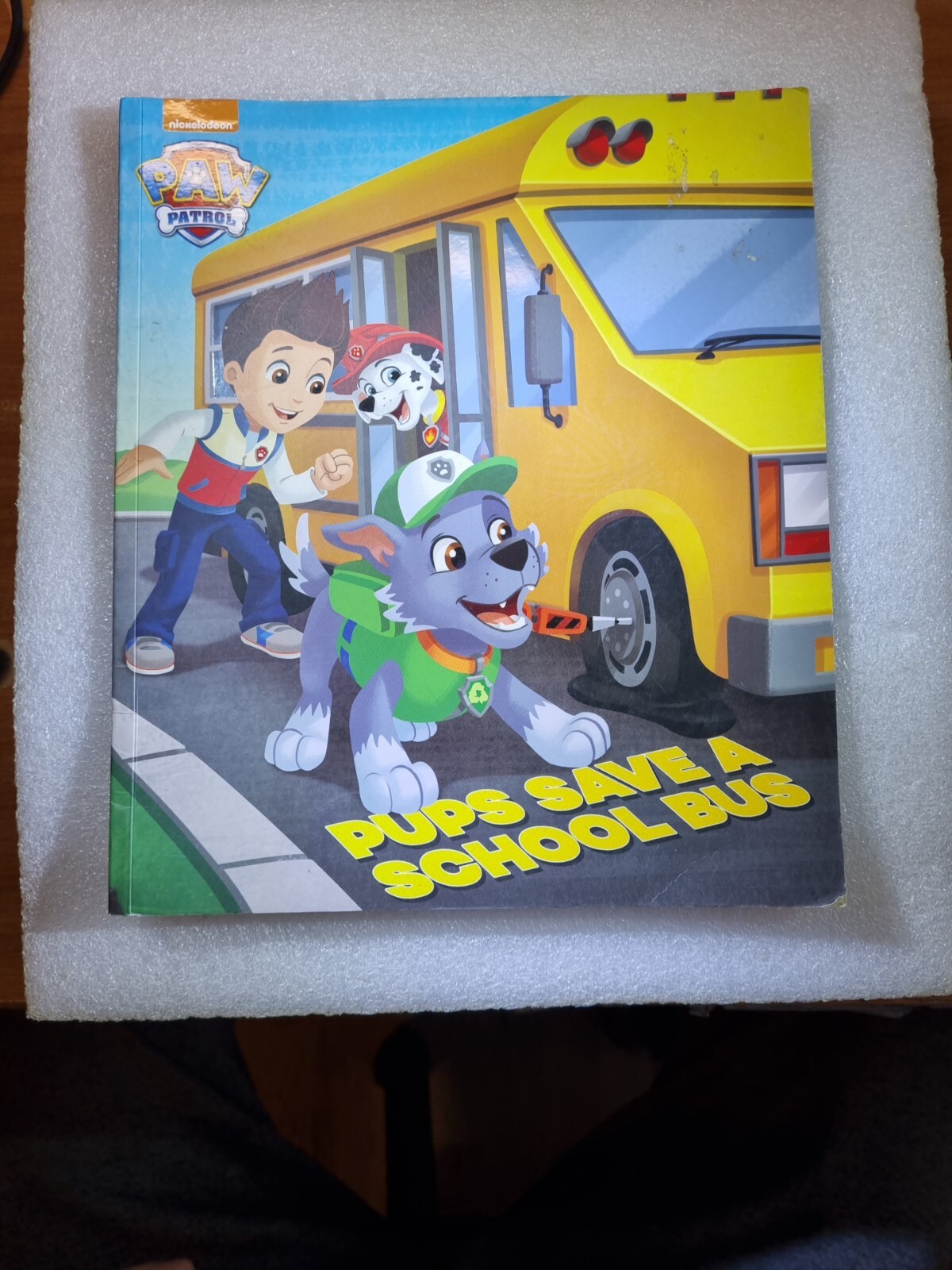 Nickelodeon PAW Patrol Pups Save a School Bus by Not Available (Paperback, 2018)