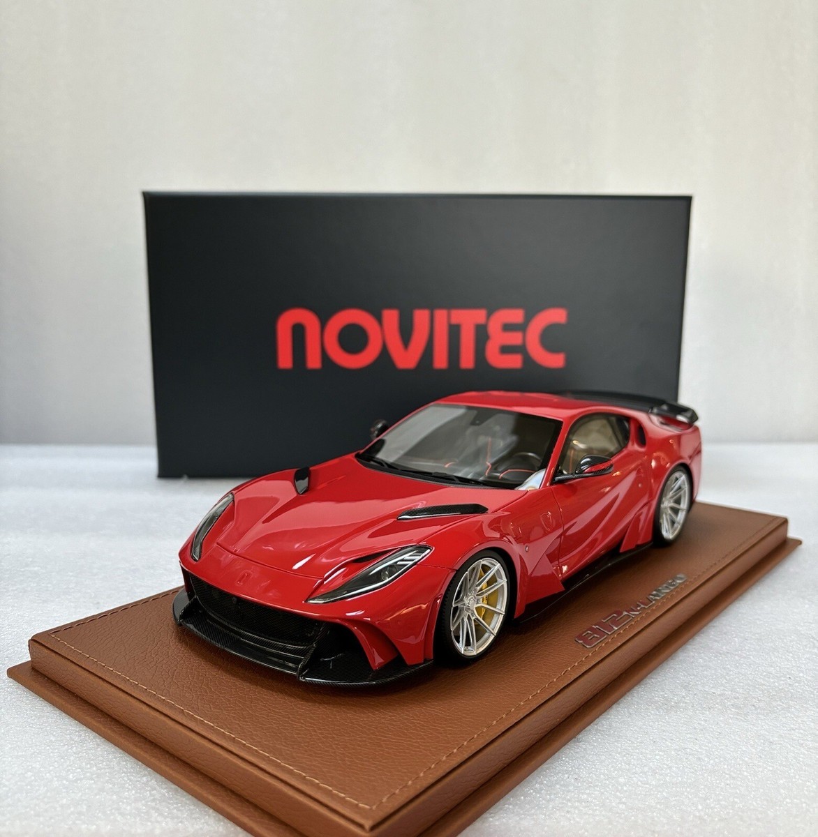 ミニカー 812 N-Largo by Novitec Novitec Ferrari 812 N-Largo 1:18 | NOVITEC – Performance en