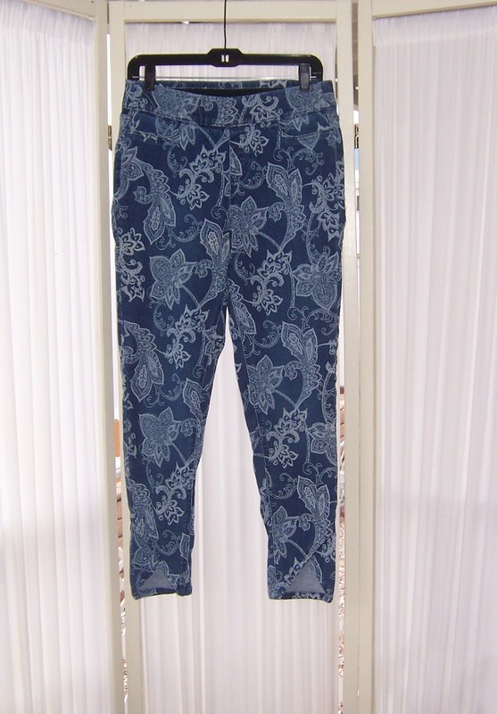 D&CO WOMEN HIGH RISE SKINNY PAISLEY BLUE PULL ON STRETCH ANKLE JEANS 8