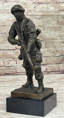 Collectible Army Soldier SculptureMilo's Signed Artwork, Courageous Artwork - Picture 4 of 10