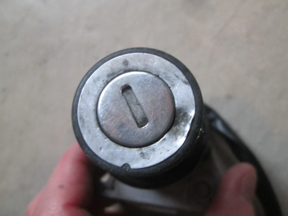 雅马哈 FJ1100 / FJ1200 主开关 STEERING LOCK / IGNITION 3JV-82501-00-00 — 第 4/4 张图片