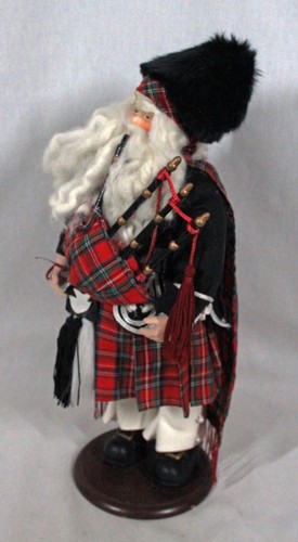 RARE! HAND MADE SCOTTISH SANTA IN KILT OUTFIT WITH BAGPIPE 16.5" ON STAND NEW - Picture 2 of 9