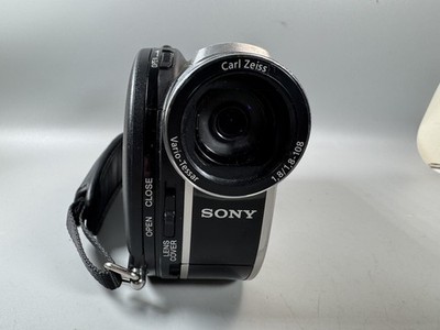 Sony Handycam DCR-DVD650 Camcorder 60x Zoom – Untested, No Charger