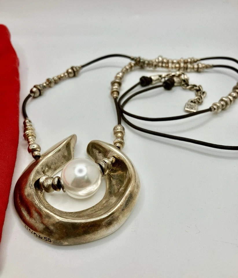 UNO De 50 Crescent Pendant Necklace W/Pearl & Leather Cord Silver-Plated Lot# - Image 2 of 4