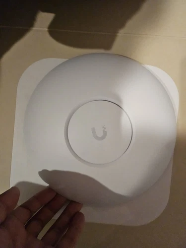 Ubiquiti Unifi U7 Pro (No Accessories)