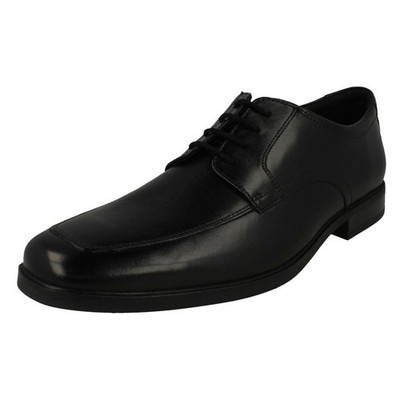 Herren Clarks Cushion Plus Zwickel detaillierte Schnürschuhe ''Howard Apron''