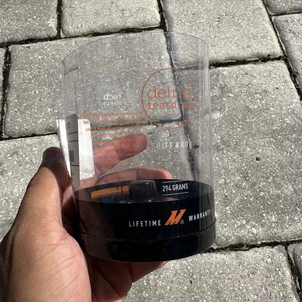 Perilla de cambio Mishimoto Delrin Tear Drop MATG 2023 Miatas At The Gap limitada a 100 Foto 4 de 4