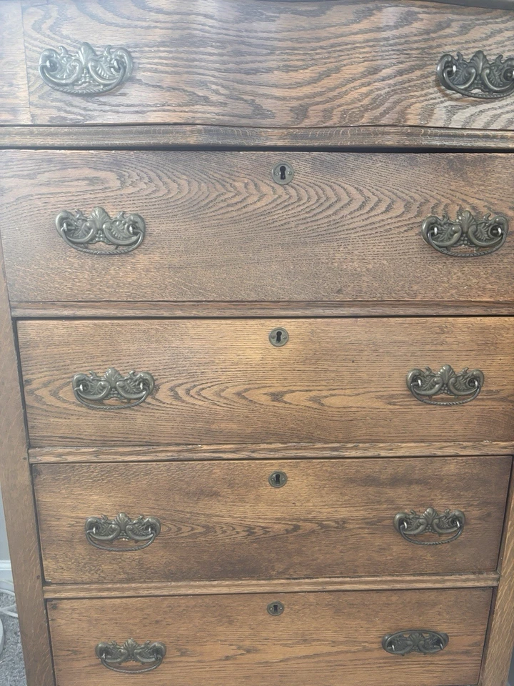 古董橡木梳妆台状况完好带镜面 — 第 4/4 张图片