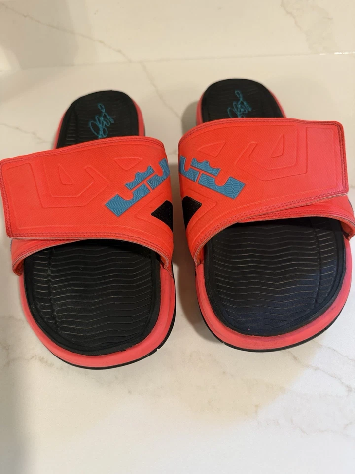 2014 NIKE AIR MAX LEBRON 3 ELITE ЛАЗЕРА МАЛИНОВЫЙ СЛАЙДЫ РАЗМЕР 13 - Изображение 2 из 4