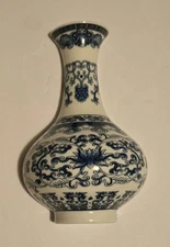 Mini Wall Hanging Flower Pots Chinese Blue and White Porcelain Vases