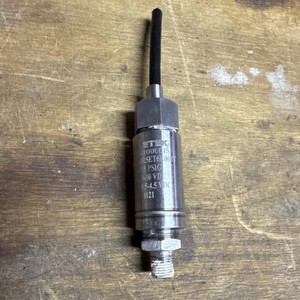 AMETEK Gauge Pressure Sensor CTG05ET6K008T DC Voltage Output Cable