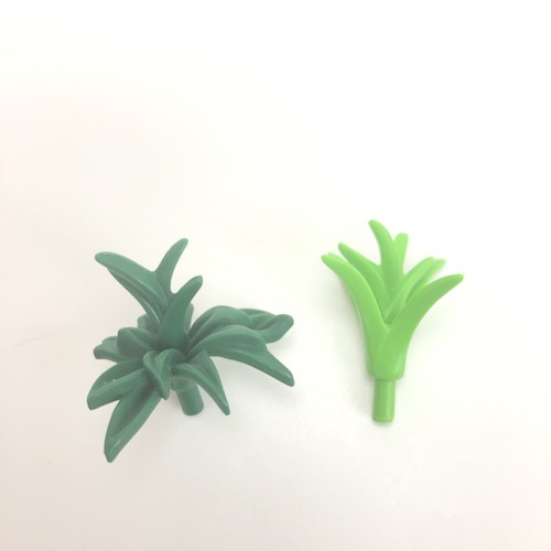 Playmobil Landscape Tree Stream Green Fern Plant Scenery Pieces Part lot of 3 - Picture 12 of 12