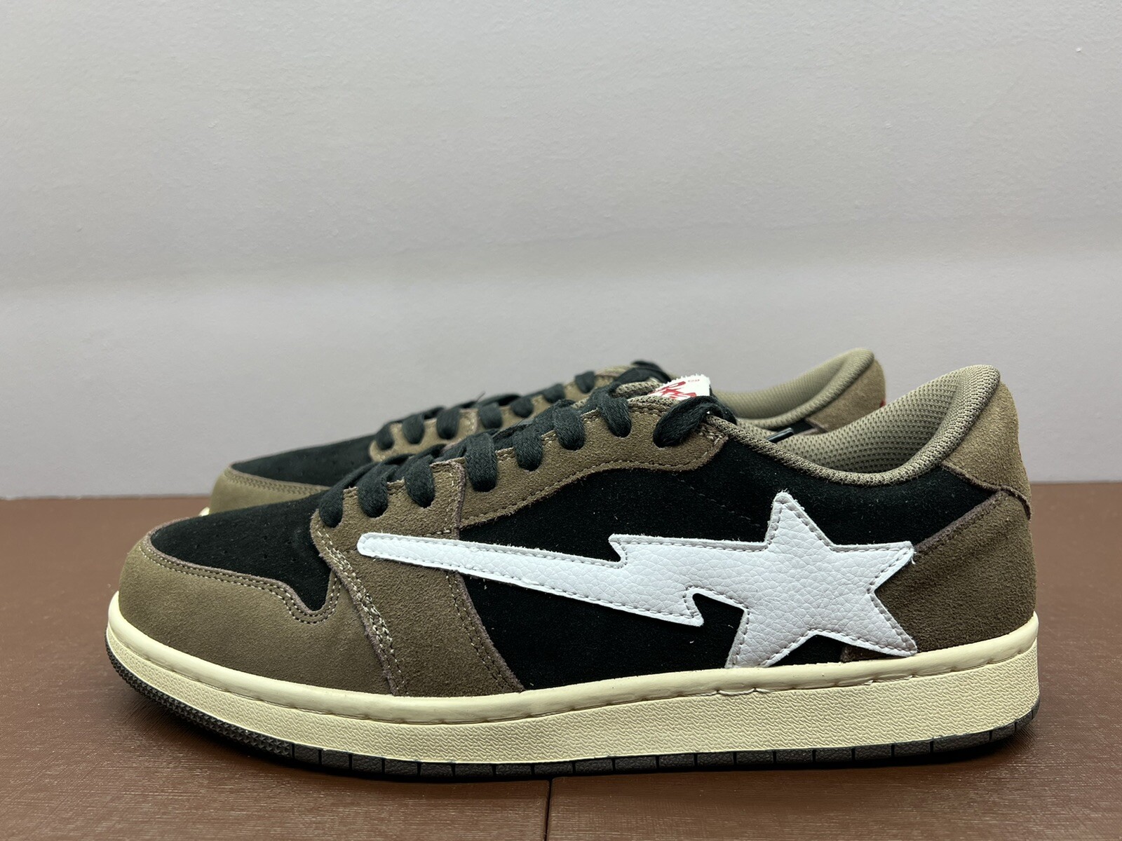 INDIGO STUDIOS BAPESTA V1 travis くり抜か scott