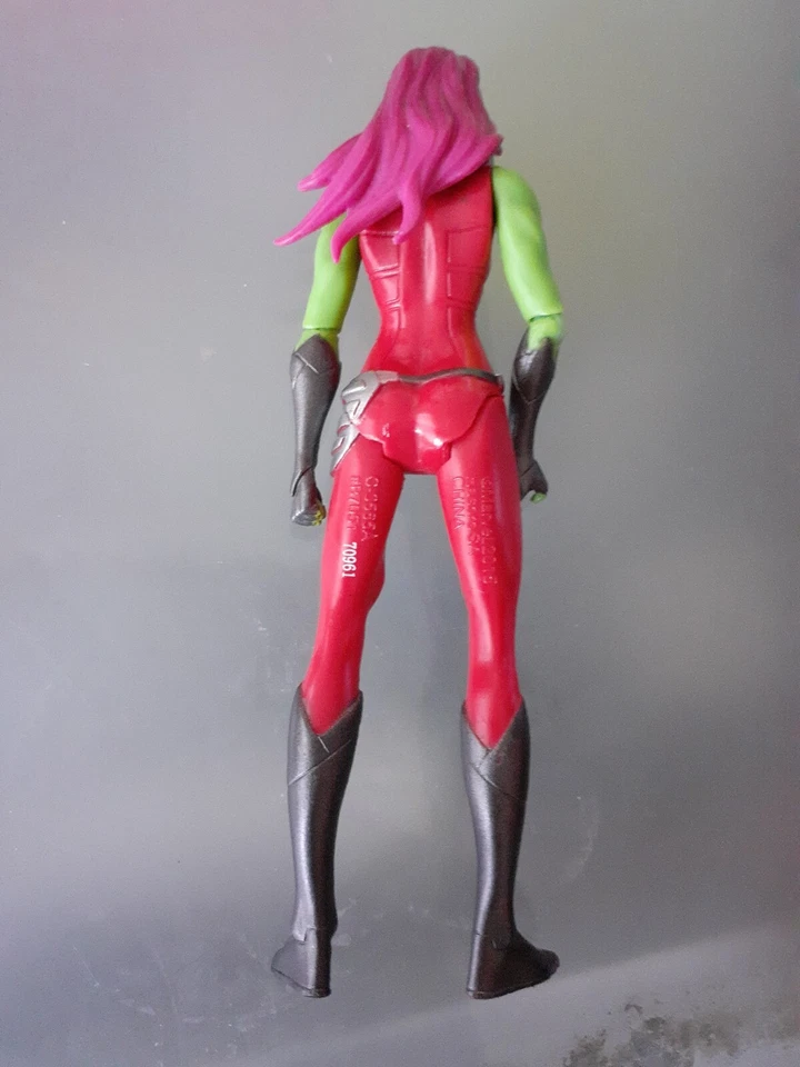 Marvel Hasbro Guardians Of The Galaxy 5" Gamora 2015 Figure - Image 4 of 4