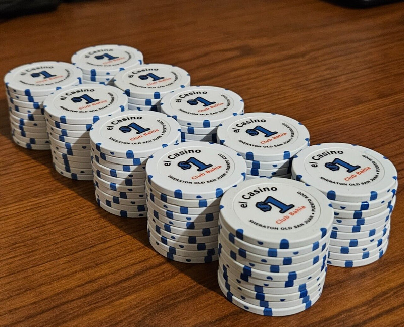 Lot 100 NEW 2004 EL CASINO CLUB BAHIA $1 chip SAN JUAN Condado Puerto Rico poker