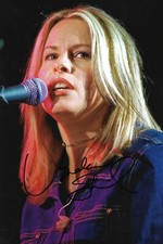 Vonda Shepard signed 8x12 inch photo autograph Vonda Shepard signed 8x12 inch photo autograph