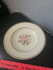 Homer Laughlin Georgian Eggshell Replacement Salad Bowl, 8 1/8"D - PRE-OWNED 