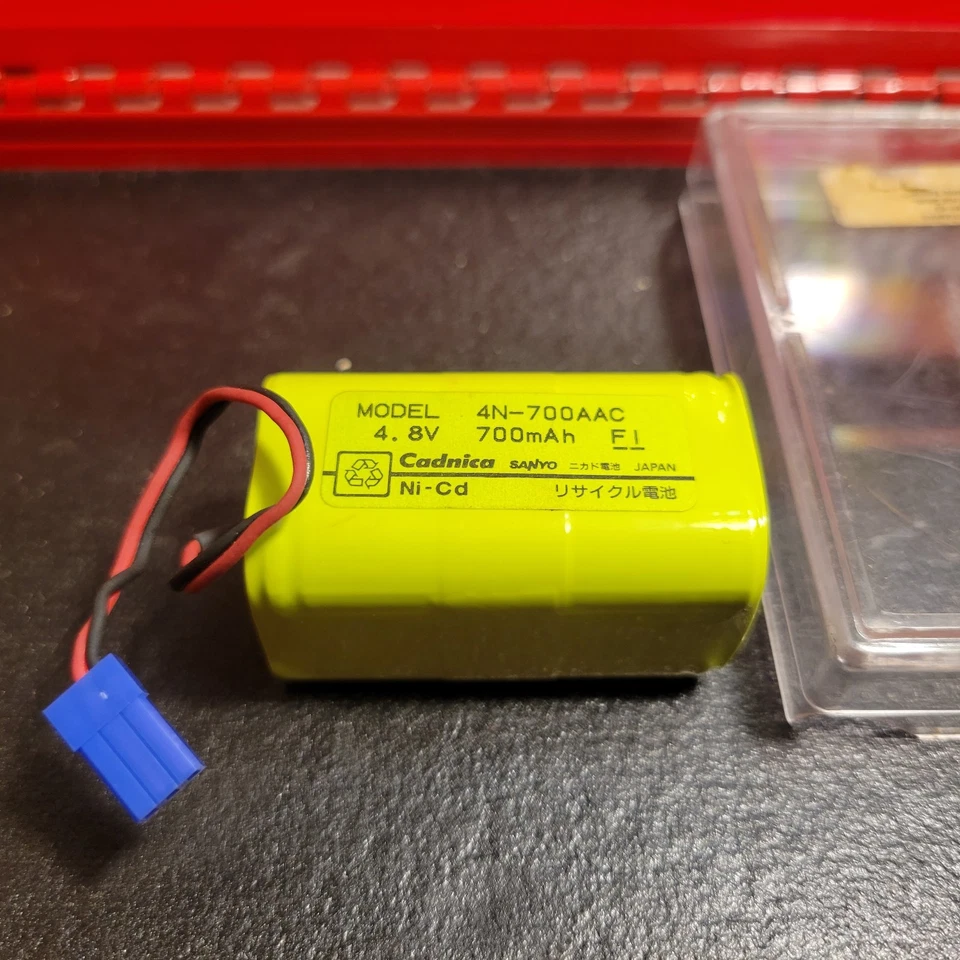 Airtronics 4.8v 700mAh Ni-Cd Receiver Pack - Image 3 of 4