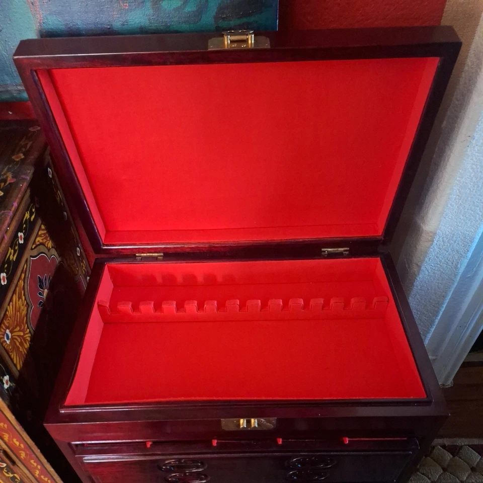 Cofre de cubiertos oriental de madera vintage - Armario de pie  Foto 3 de 4