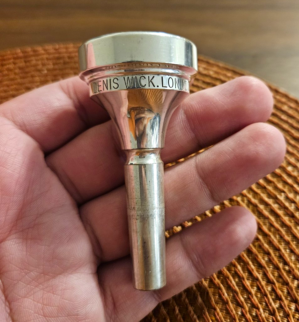 Denis Wick 10CS Tenor Trombone Mouthpiece Small Shank Deep Cup Silver Plated