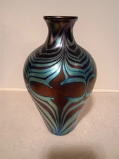 1976 Signed 8.5" Lundberg Studios Iridescent Art Glass Vase