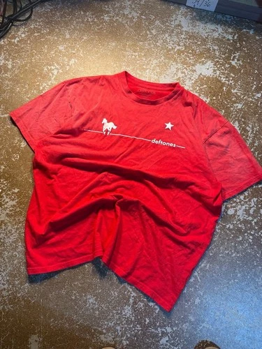 Deftones White Pony Red T-Shirt Size 2X - product listing photo