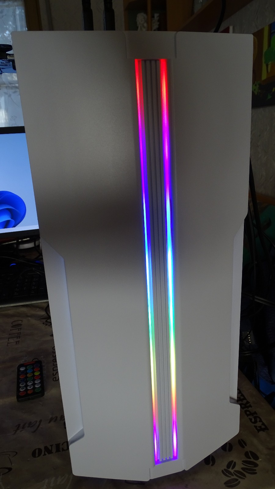 Neuer Gamer PC 12 Core CPU, 12 GB Grafik, 32GB Ram
