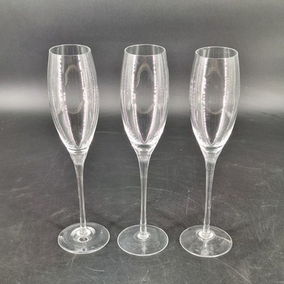 Set of 3 Clear Champagne Flutes Glassware Elegant Stemmed Toasting Glasses