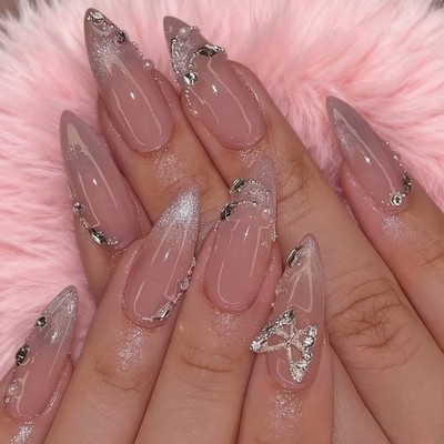 24 Stück Jelly Petal Nails, Self Care Konvolut. Inklusive Handcreme & Nagelhautöl.