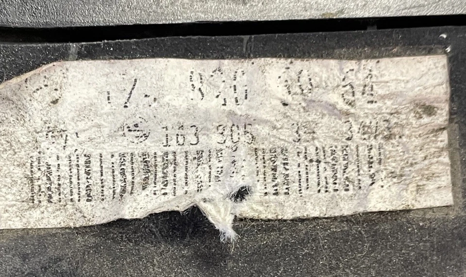 1986 - 1993 Mercedes Benz 300E W124 Driver Taillight Left LH OEM - Image 3 of 4