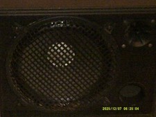 ASTONISHING VALUE pair of floor standing speakers