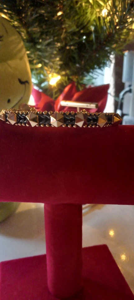 Brazalete Stella & Dot Artemisa Doble Cabeza de León Gunmetal Tono Dorado Brazalete Raro Foto 4 de 4