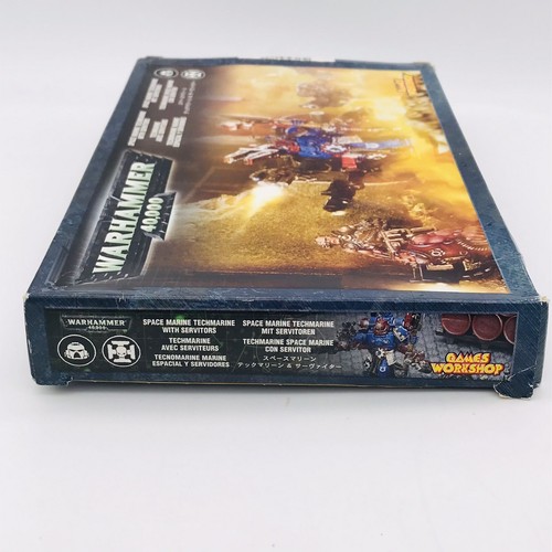 Warhammer 40k • Space Marine Techmarine with Servitors • Metal - Picture 12 of 12