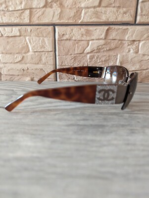 美品✨CHANEL Sunglasses Tortoiseshell Brown CHANEL Brown Tortoiseshell Frameless Rectangle Sunglasses