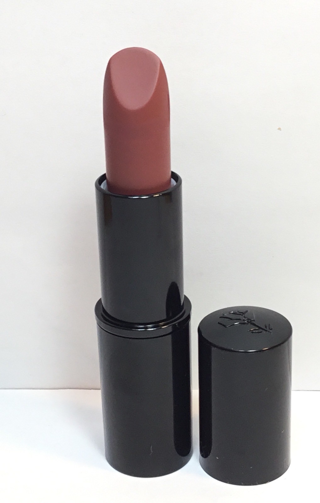 Купить Color Design Lipstick ( 361 Lucky Kiss) на Аукцион из Америки с доставкой в