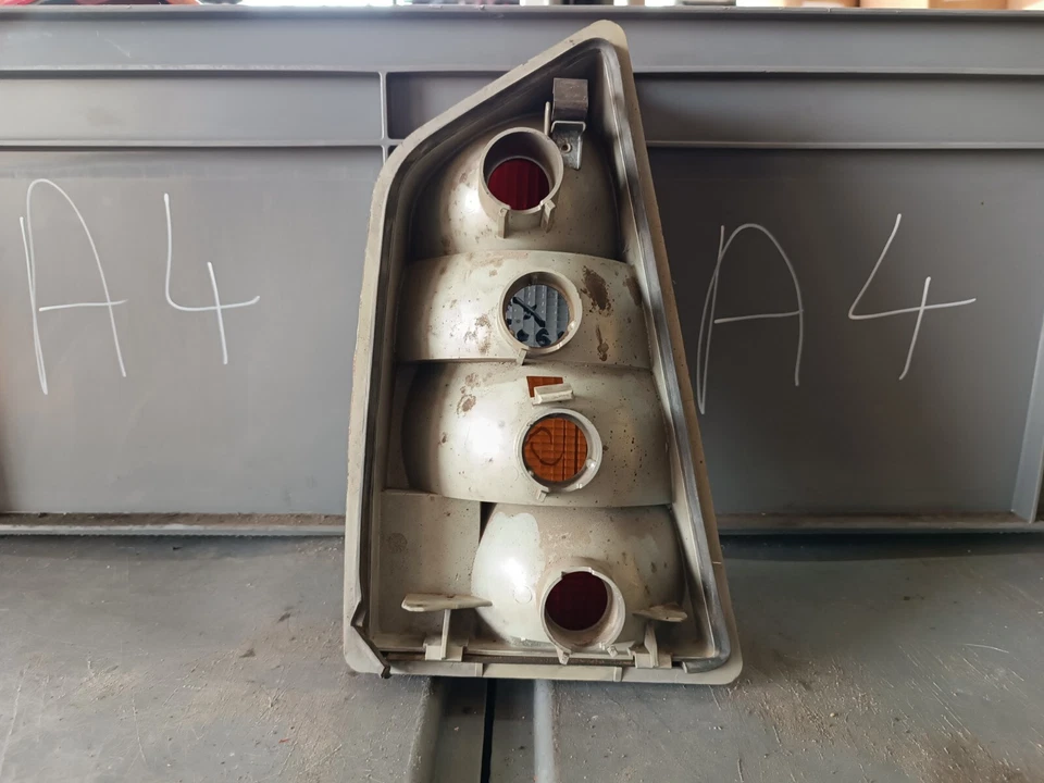 Original Citroën CX S2 Luz Trasera Derecha - Imagen 4 de 4