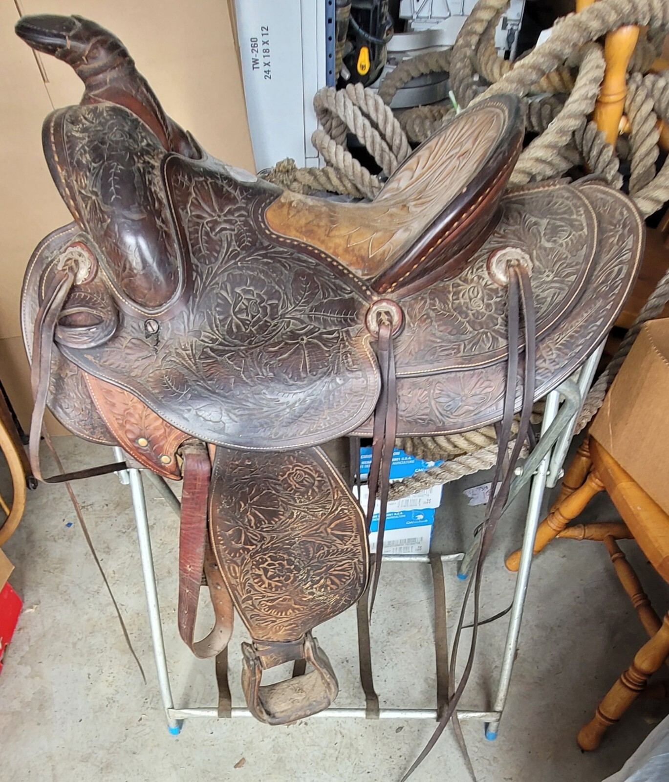 Picture 2 of 24