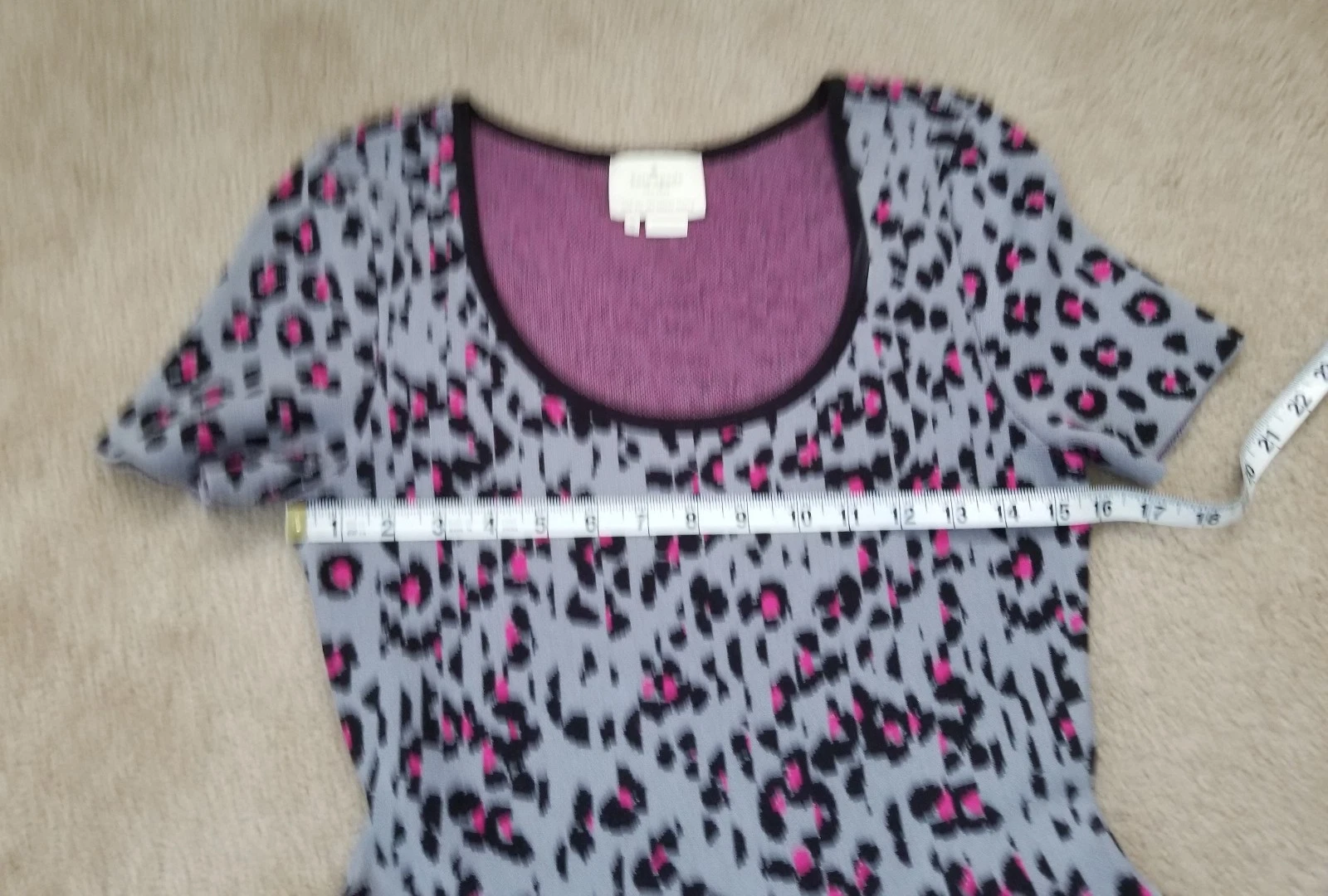 Esaurito $395 splendido abito maglione Kate Spade Cyber stampa leopardo e ghepardo M