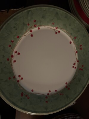 LENOX CHINA HOLIDAY GATHERINGS DINNER PLATE