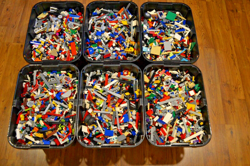 Lego By The Pound : Bulk Lego 5 Pounds : Clean & Washed.  Free Minifigure.