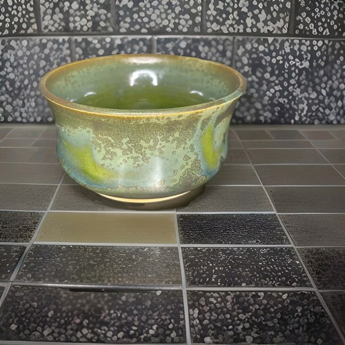 Handmade Ceramic Bowl in Jade River Color with Crystals - Enjoy In Your Kitchen - 第 1/5 張圖片