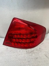 2004 INFINITI G35 PASSENGER RIGHT Side Tail Light 220-63622 OEM (N-38)