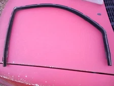1998 - 2002 DODGE DURANGO PS FRONT DOOR WINDOW GLASS RUN CHANNEL SEAL OEM