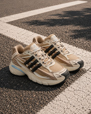 MEN Adistar Jellyfish Pharrell Williams  Crystal Sand" KH6729 Size US 6-11